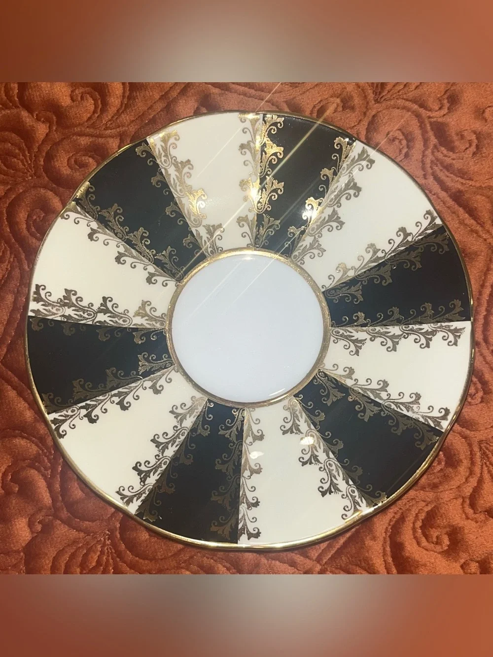 Vintage Elizabethan 4661 Black Gold Fine Bone China Teacup & Saucer England